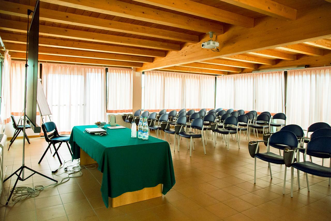 Anusca Palace Hotel Castel San Pietro Terme Eksteriør bilde